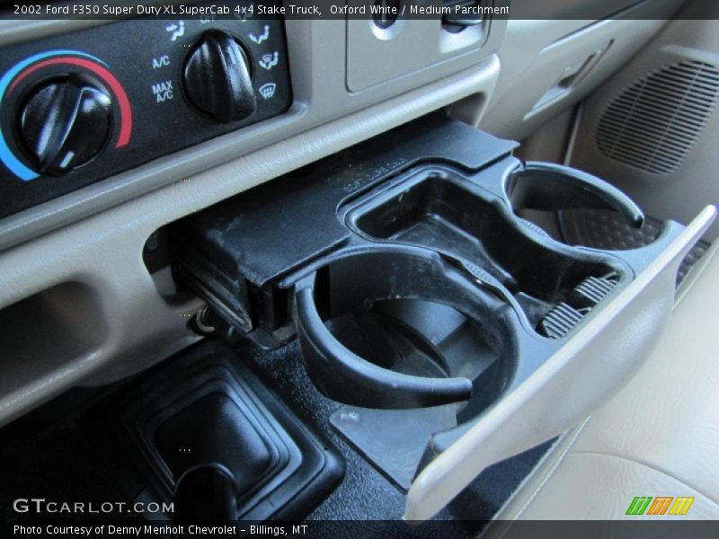 Oxford White / Medium Parchment 2002 Ford F350 Super Duty XL SuperCab 4x4 Stake Truck