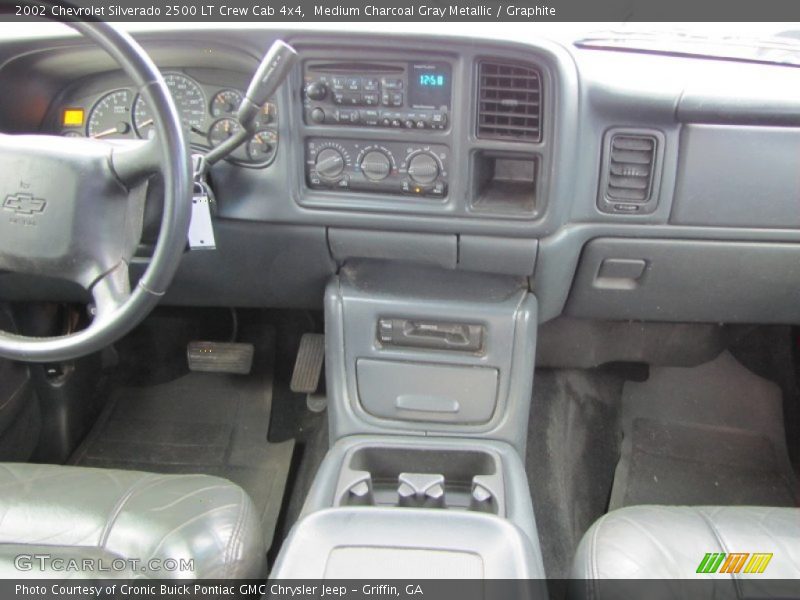 Dashboard of 2002 Silverado 2500 LT Crew Cab 4x4
