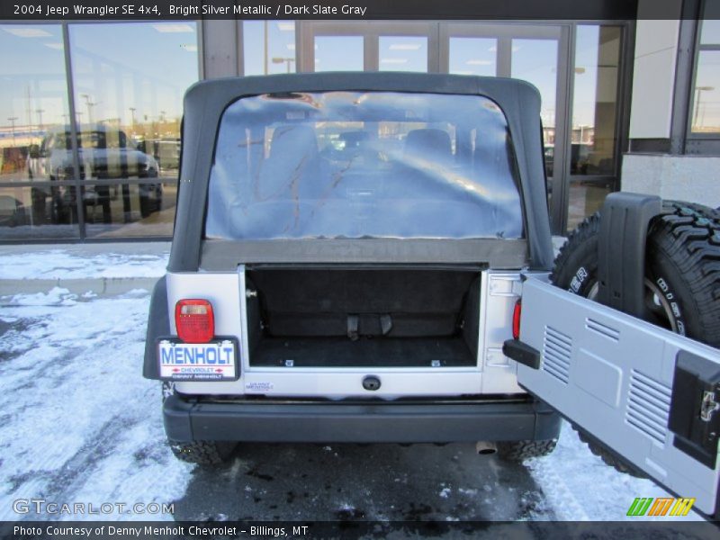 Bright Silver Metallic / Dark Slate Gray 2004 Jeep Wrangler SE 4x4