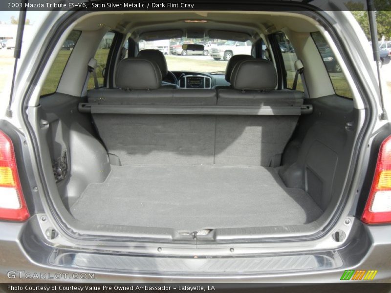  2003 Tribute ES-V6 Trunk