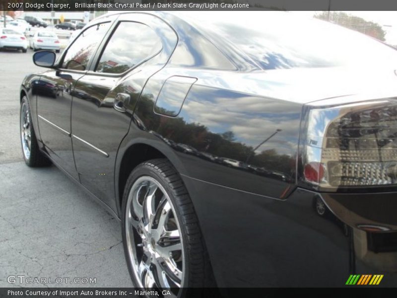 Brilliant Black Crystal Pearl / Dark Slate Gray/Light Graystone 2007 Dodge Charger