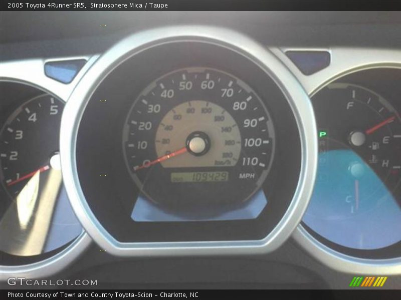 Stratosphere Mica / Taupe 2005 Toyota 4Runner SR5