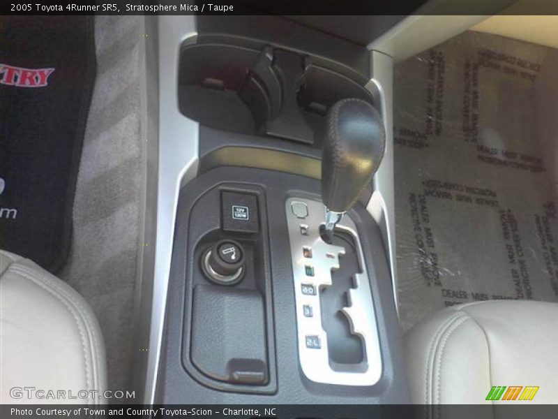 Stratosphere Mica / Taupe 2005 Toyota 4Runner SR5