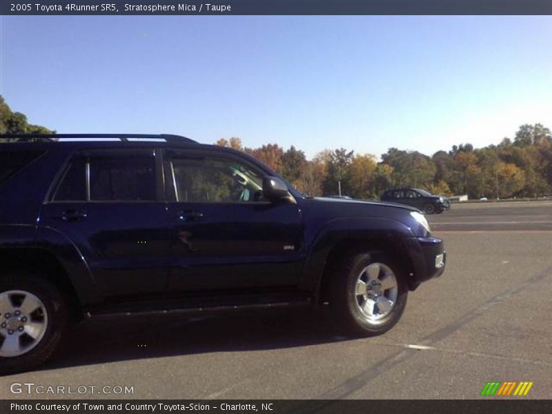 Stratosphere Mica / Taupe 2005 Toyota 4Runner SR5