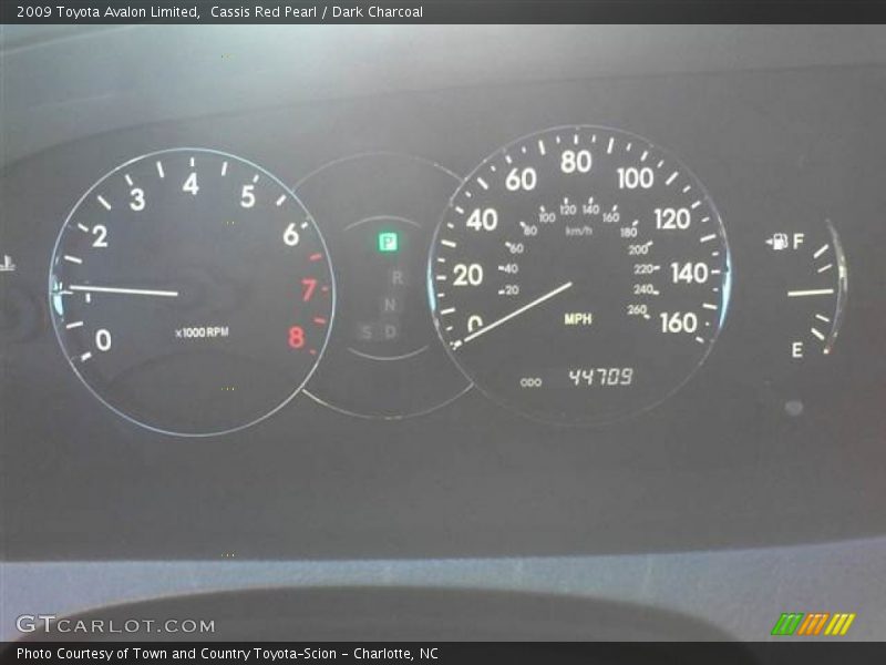 Cassis Red Pearl / Dark Charcoal 2009 Toyota Avalon Limited