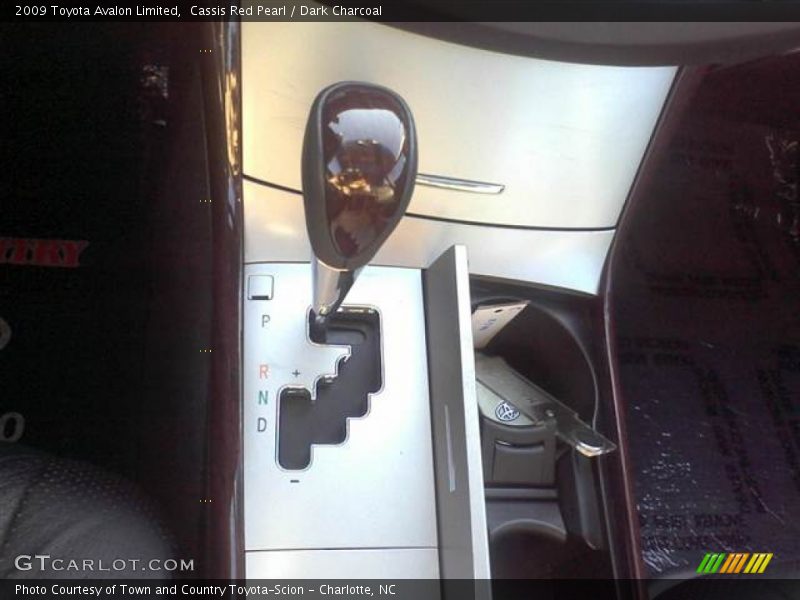 Cassis Red Pearl / Dark Charcoal 2009 Toyota Avalon Limited