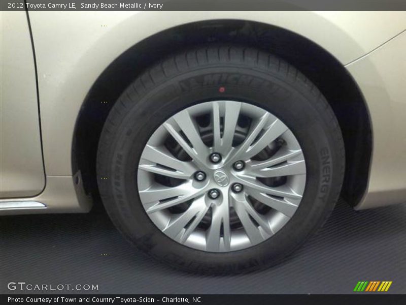 Sandy Beach Metallic / Ivory 2012 Toyota Camry LE