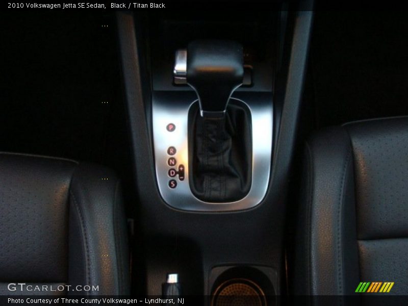 Black / Titan Black 2010 Volkswagen Jetta SE Sedan