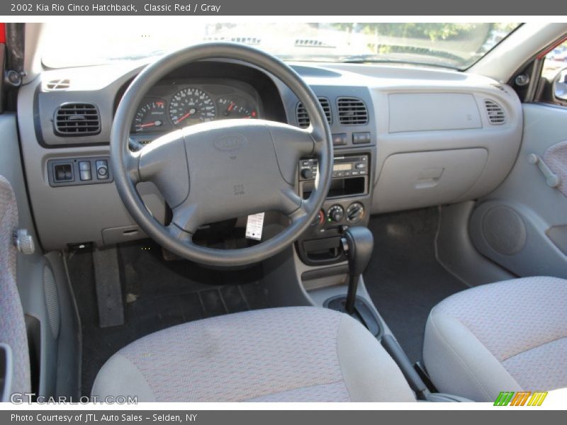 Classic Red / Gray 2002 Kia Rio Cinco Hatchback