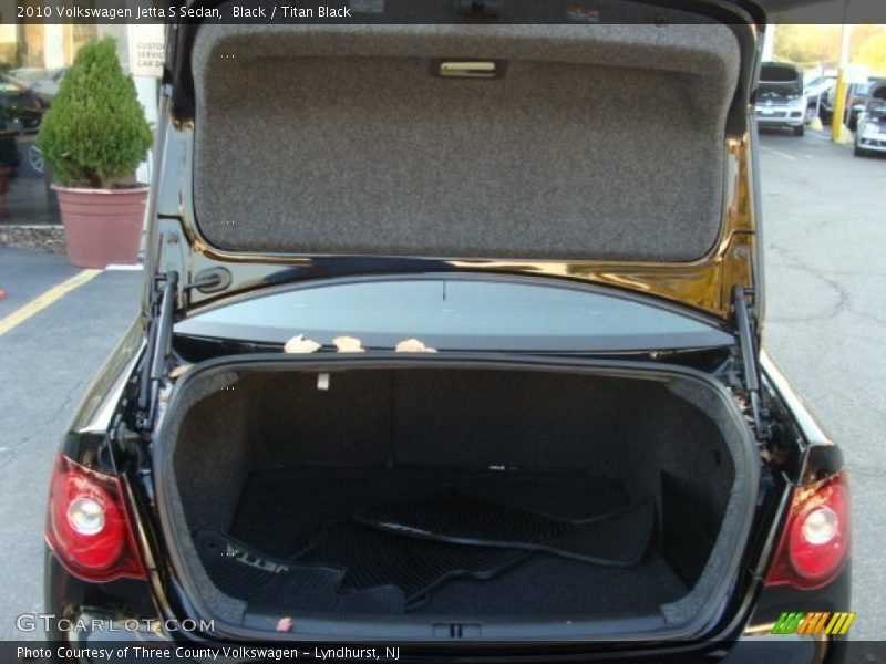 Black / Titan Black 2010 Volkswagen Jetta S Sedan