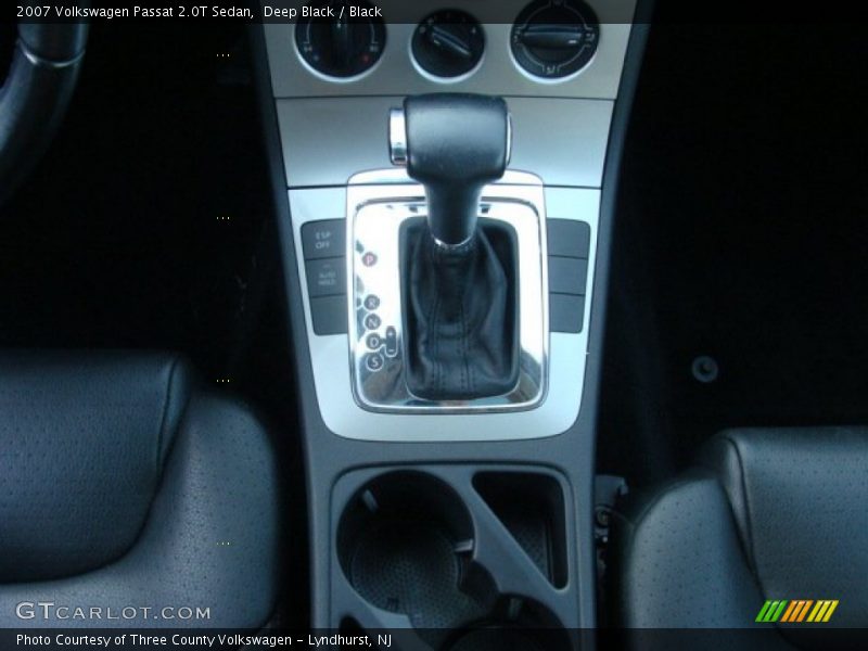 Deep Black / Black 2007 Volkswagen Passat 2.0T Sedan
