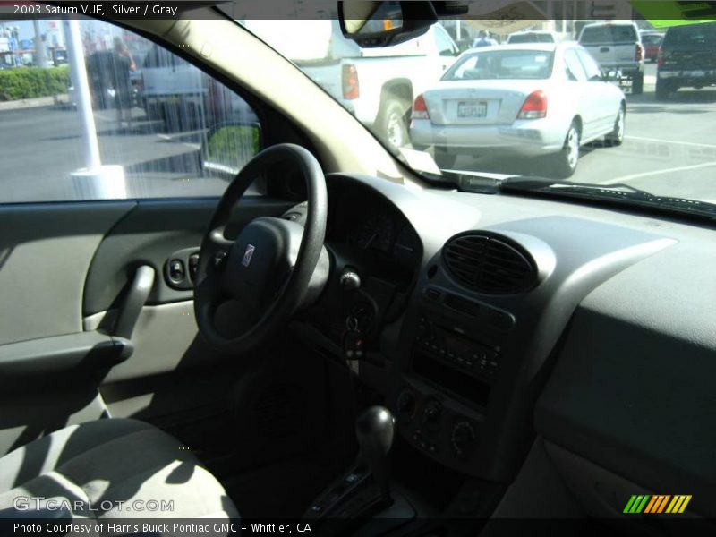 Silver / Gray 2003 Saturn VUE