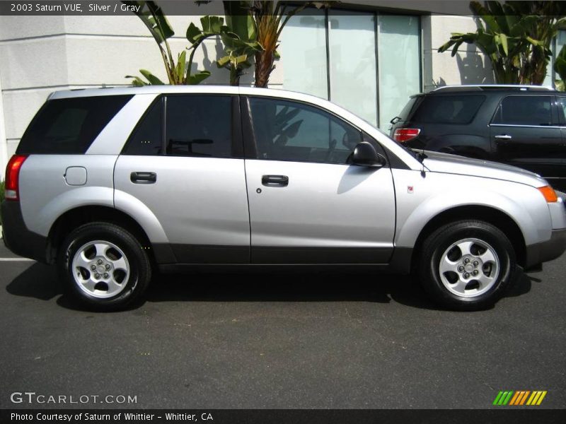 Silver / Gray 2003 Saturn VUE