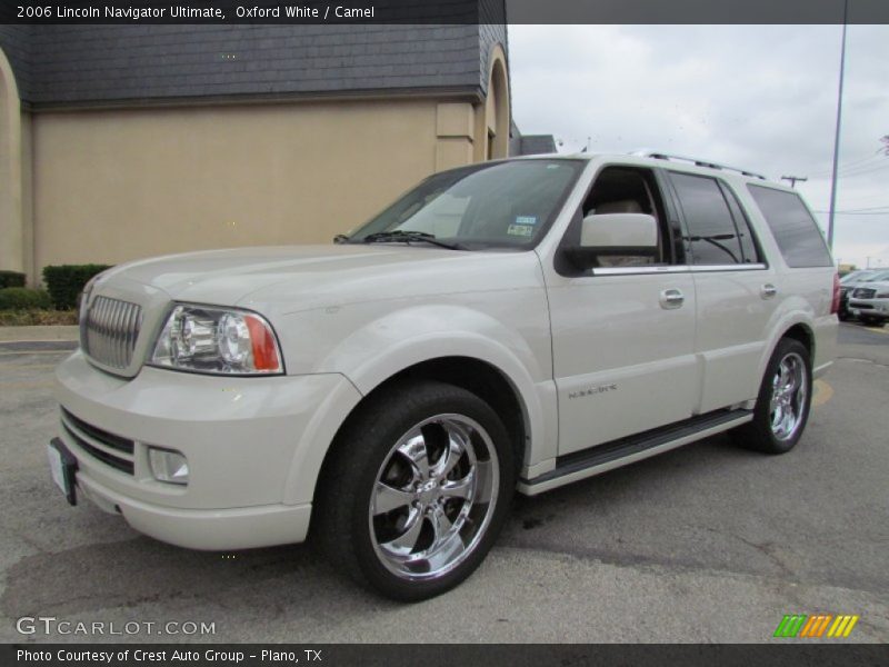 Oxford White / Camel 2006 Lincoln Navigator Ultimate