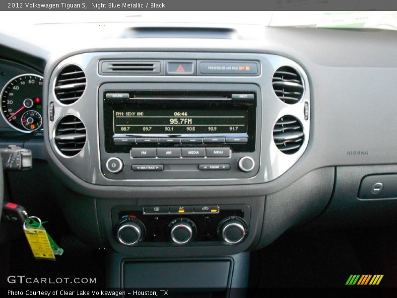 Night Blue Metallic / Black 2012 Volkswagen Tiguan S