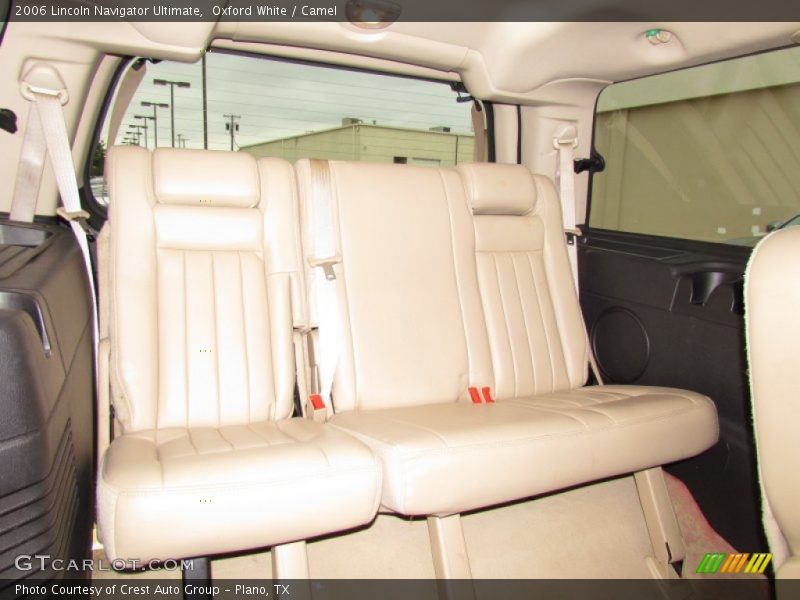 Oxford White / Camel 2006 Lincoln Navigator Ultimate