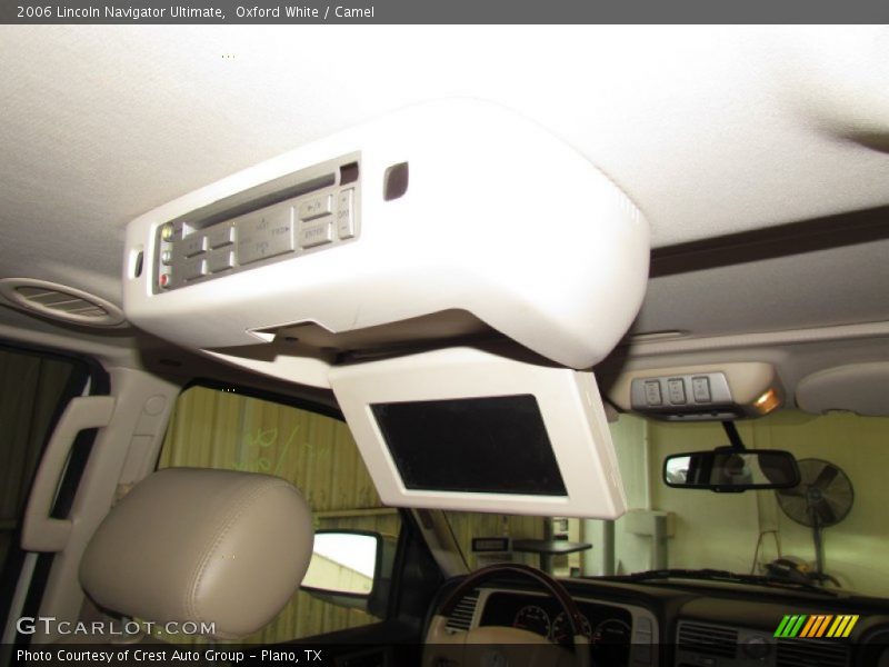 Oxford White / Camel 2006 Lincoln Navigator Ultimate