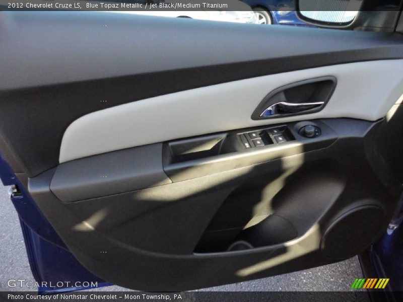 Blue Topaz Metallic / Jet Black/Medium Titanium 2012 Chevrolet Cruze LS