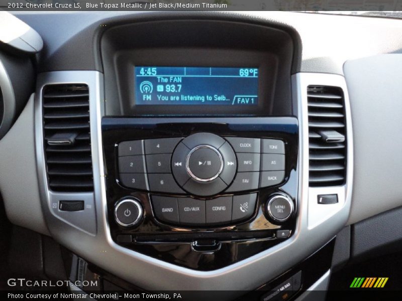 Blue Topaz Metallic / Jet Black/Medium Titanium 2012 Chevrolet Cruze LS