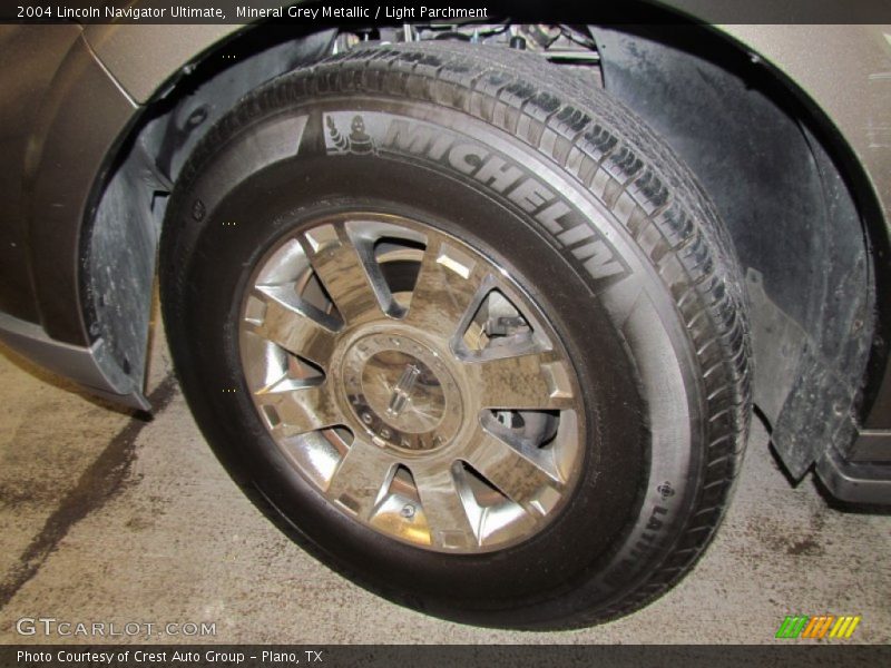Mineral Grey Metallic / Light Parchment 2004 Lincoln Navigator Ultimate
