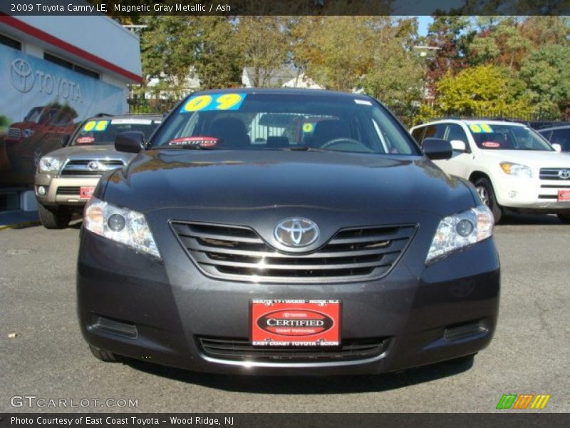 Magnetic Gray Metallic / Ash 2009 Toyota Camry LE