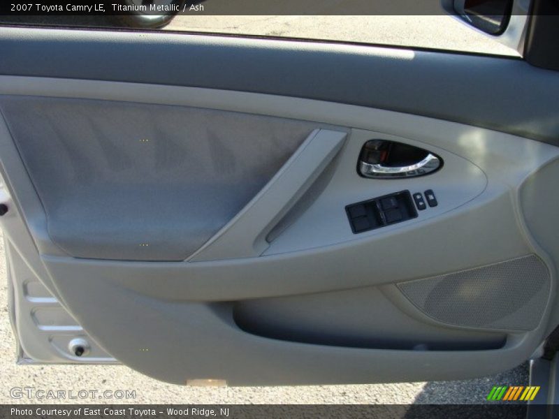 Titanium Metallic / Ash 2007 Toyota Camry LE