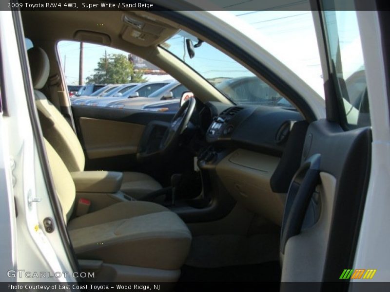 Super White / Sand Beige 2009 Toyota RAV4 4WD