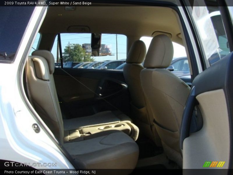 Super White / Sand Beige 2009 Toyota RAV4 4WD