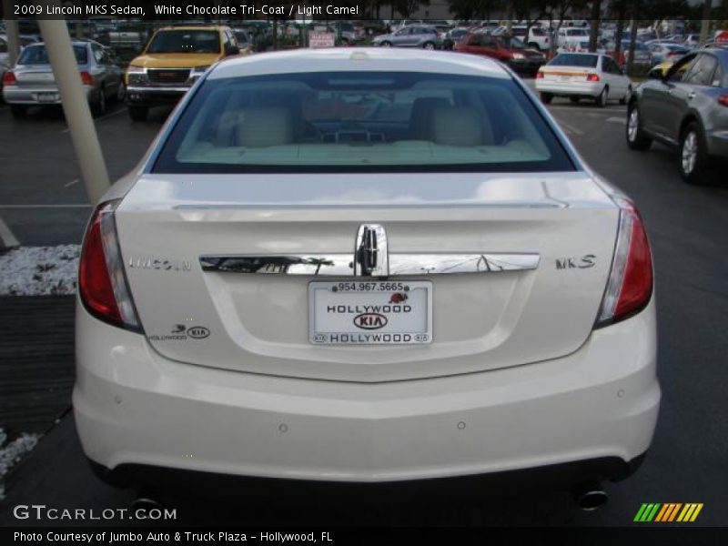 White Chocolate Tri-Coat / Light Camel 2009 Lincoln MKS Sedan