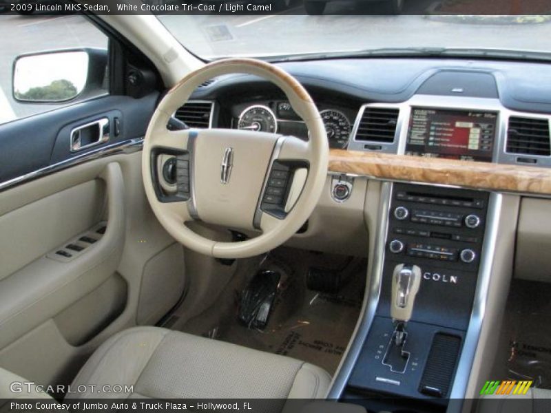 White Chocolate Tri-Coat / Light Camel 2009 Lincoln MKS Sedan
