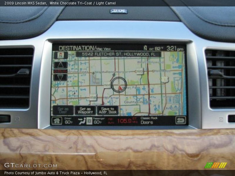 White Chocolate Tri-Coat / Light Camel 2009 Lincoln MKS Sedan