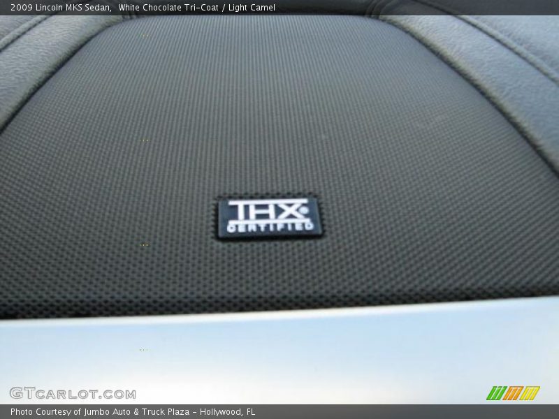 White Chocolate Tri-Coat / Light Camel 2009 Lincoln MKS Sedan
