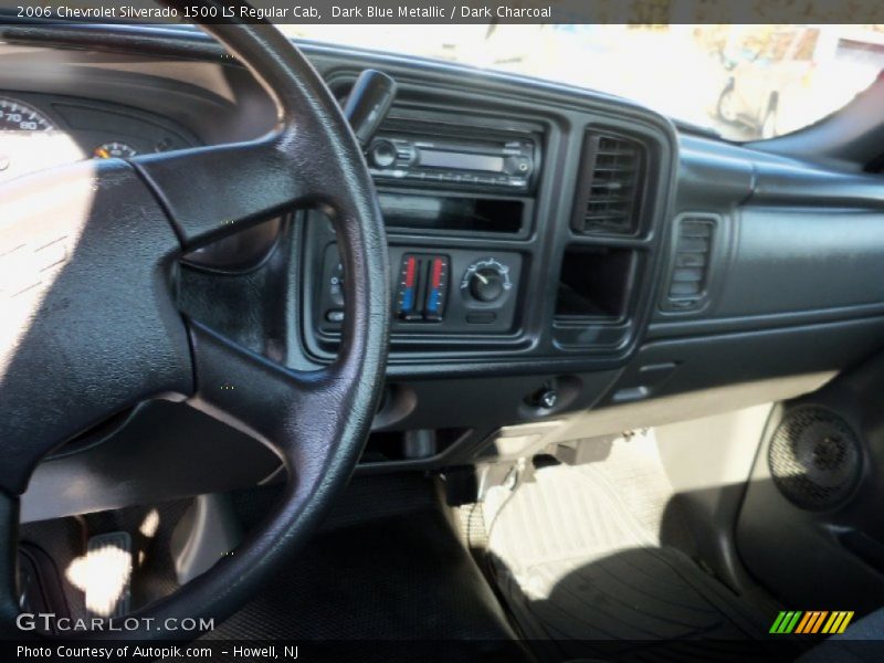 Dark Blue Metallic / Dark Charcoal 2006 Chevrolet Silverado 1500 LS Regular Cab