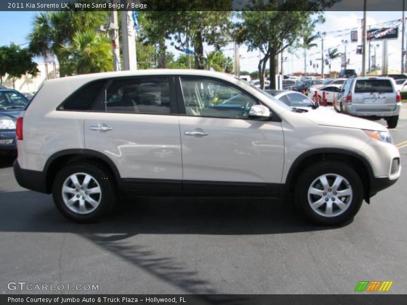 White Sand Beige / Beige 2011 Kia Sorento LX