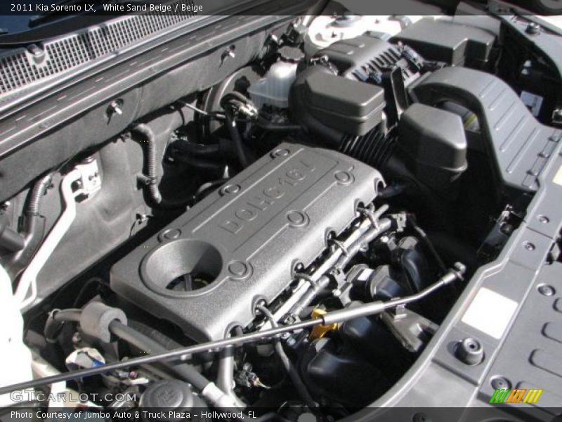 White Sand Beige / Beige 2011 Kia Sorento LX