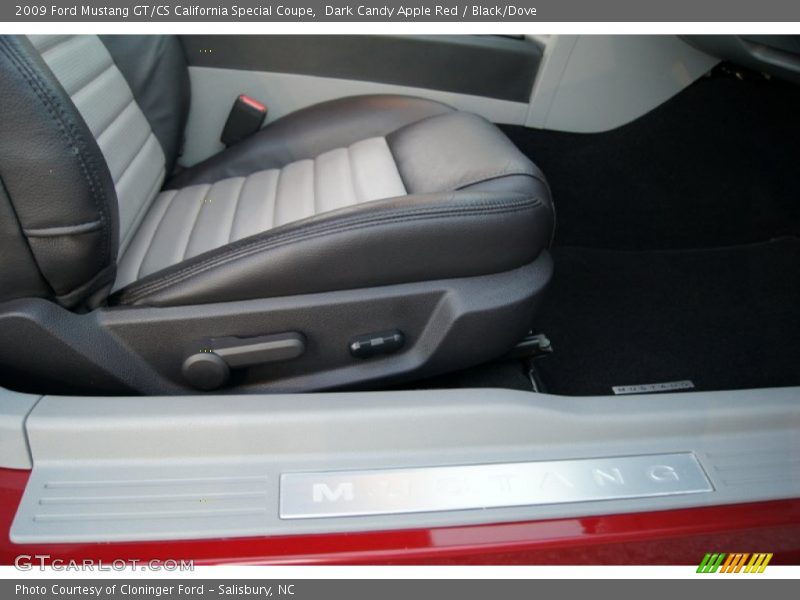 Dark Candy Apple Red / Black/Dove 2009 Ford Mustang GT/CS California Special Coupe
