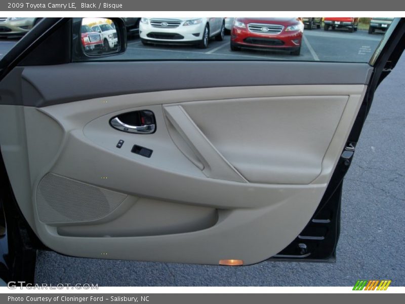 Black / Bisque 2009 Toyota Camry LE