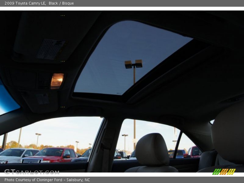 Black / Bisque 2009 Toyota Camry LE