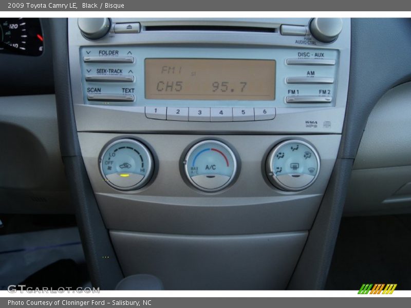 Black / Bisque 2009 Toyota Camry LE