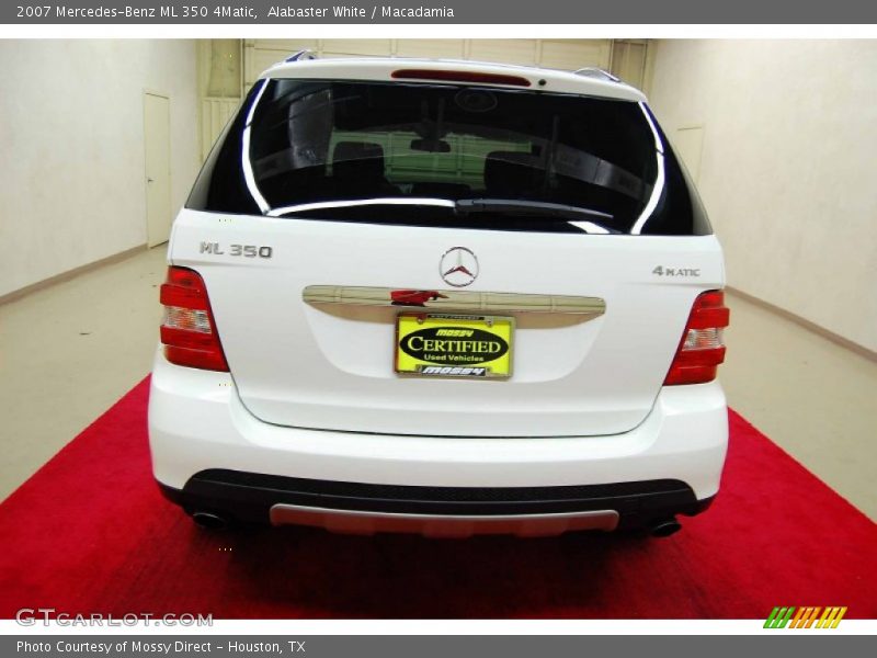Alabaster White / Macadamia 2007 Mercedes-Benz ML 350 4Matic