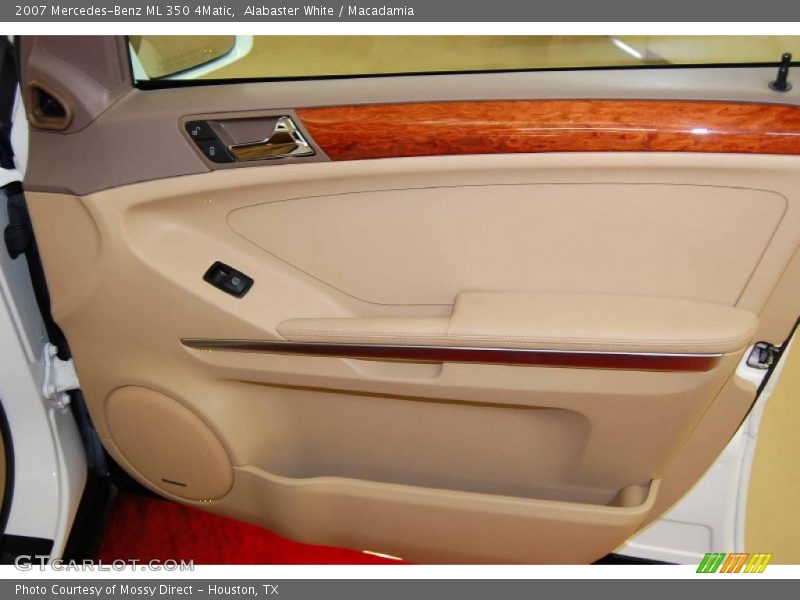 Alabaster White / Macadamia 2007 Mercedes-Benz ML 350 4Matic