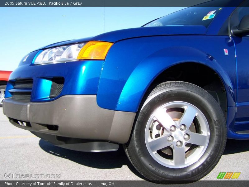 Pacific Blue / Gray 2005 Saturn VUE AWD