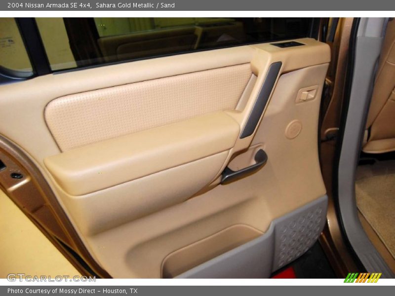 Sahara Gold Metallic / Sand 2004 Nissan Armada SE 4x4