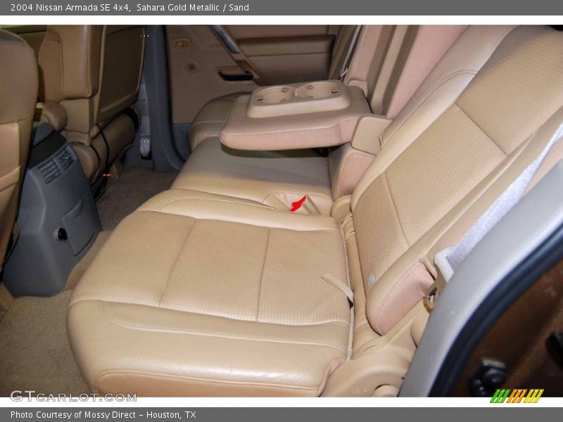 Sahara Gold Metallic / Sand 2004 Nissan Armada SE 4x4