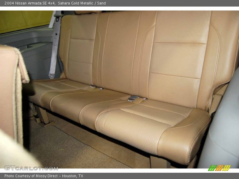 Sahara Gold Metallic / Sand 2004 Nissan Armada SE 4x4