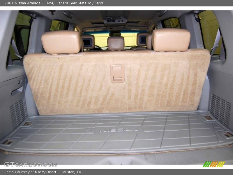 Sahara Gold Metallic / Sand 2004 Nissan Armada SE 4x4