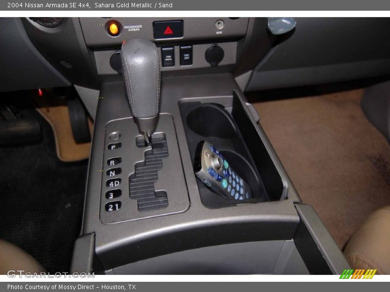 Sahara Gold Metallic / Sand 2004 Nissan Armada SE 4x4
