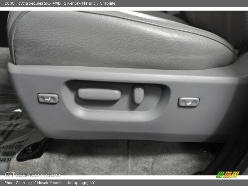 Silver Sky Metallic / Graphite 2008 Toyota Sequoia SR5 4WD