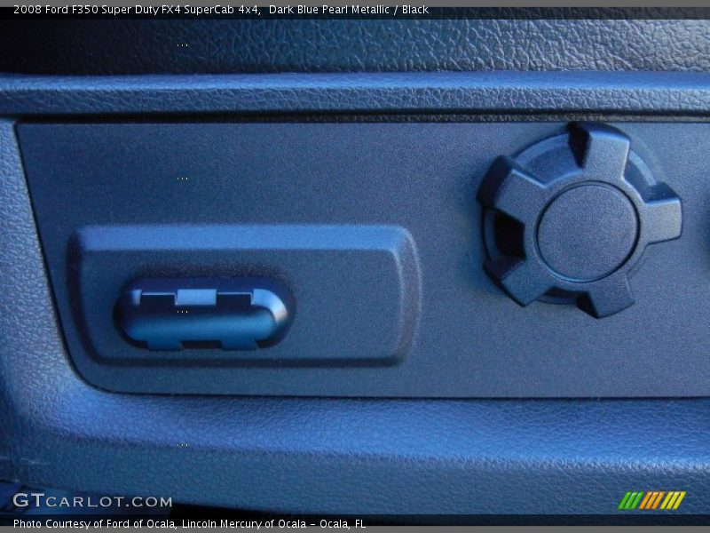 Controls of 2008 F350 Super Duty FX4 SuperCab 4x4