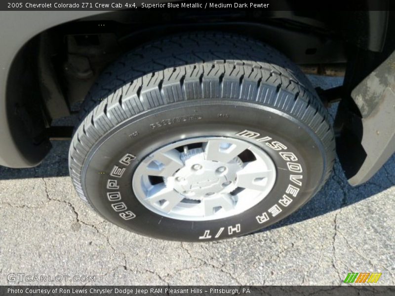 Superior Blue Metallic / Medium Dark Pewter 2005 Chevrolet Colorado Z71 Crew Cab 4x4